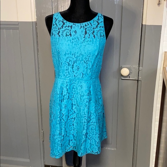 LOFT Dresses & Skirts - LOFT Teal Floral Lace Sleeveless Dress